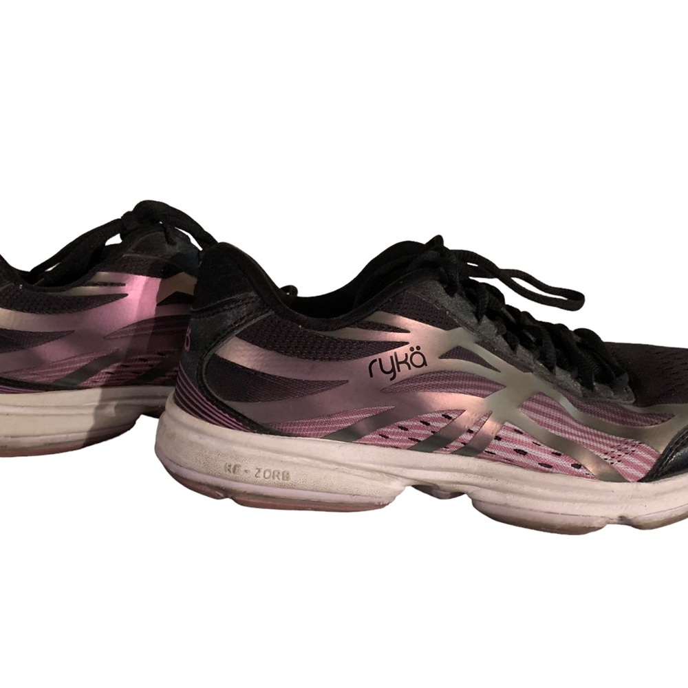 Woman’s shoes